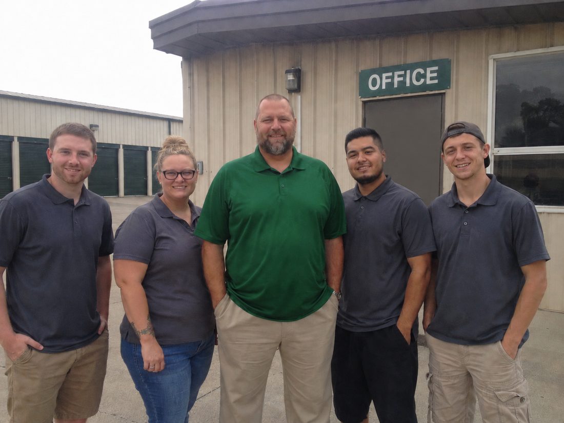 Pest control professionals in Delano, CA